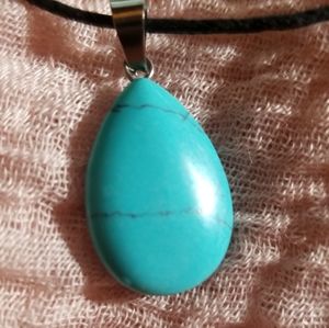 Beautiful turquoise blue teardrop pendant necklace